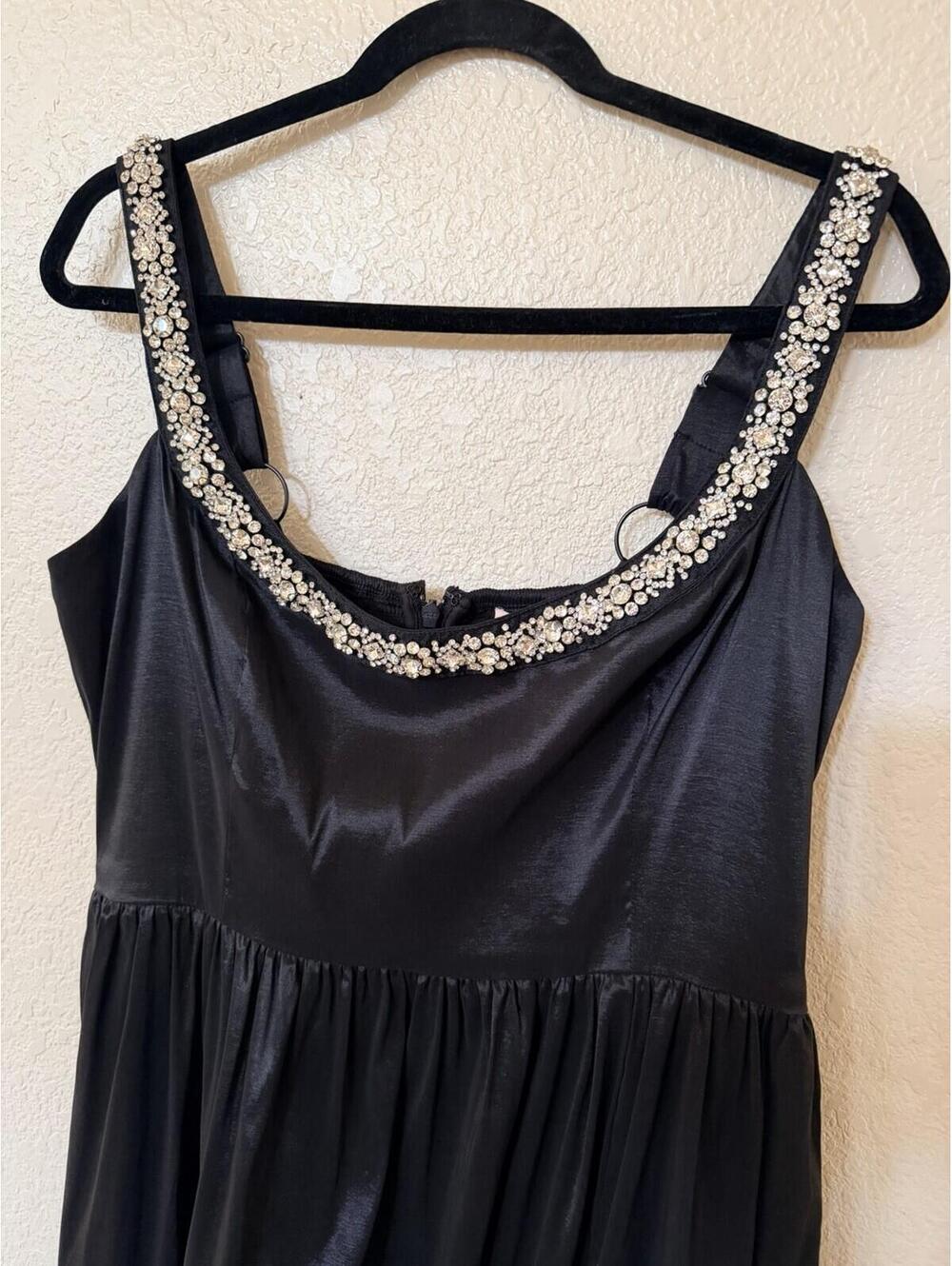 New Hutch Ericha Crystal Embellished Satin Gown In Black Sz 14 $350 - Picture 9 of 16